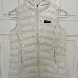 Patagonia Ivory Quilted Down Vest, Girls size M